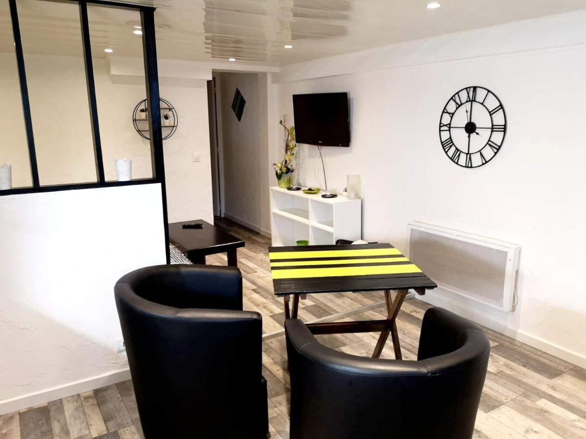 Ferienwohnung Domaine Des Deux A Margny-sur-Matz Exterior foto